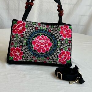 Floral Embroidered Women's Bag - Black and Pink